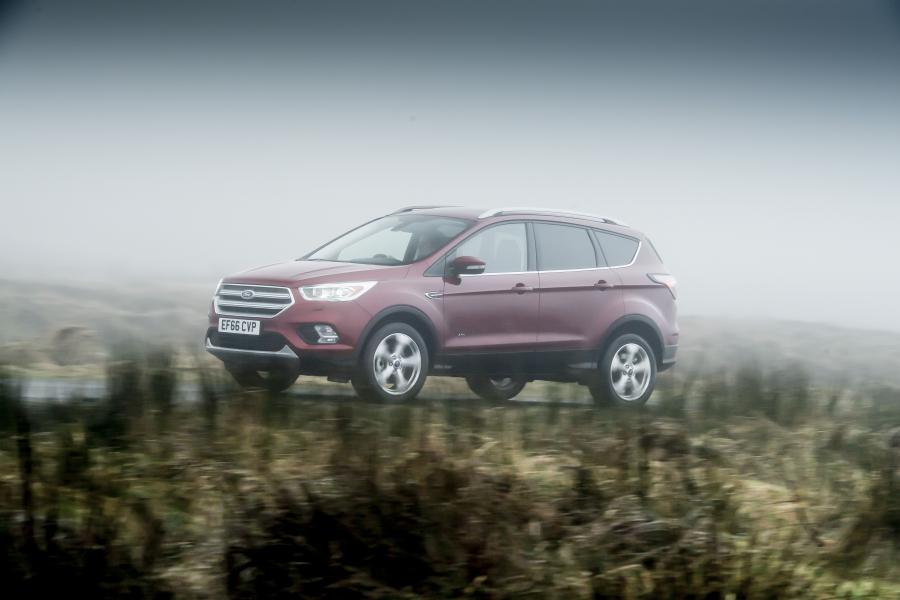  Ford Kuga 2017 года  (UK) (фото 35 из 60)